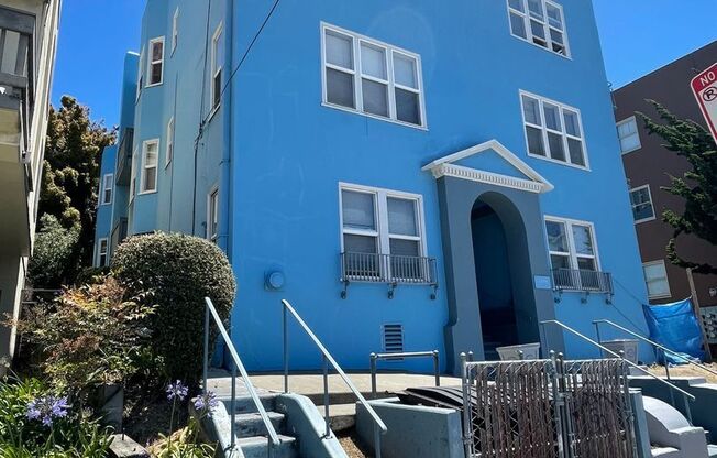 Great Deal!  Just 1 block from Campus!! ~Off-street, Parking available~ Coin Laundry Onsite