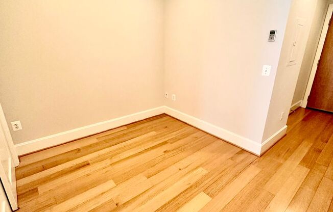 1 bed, 1 bath, $2,500, Unit 506