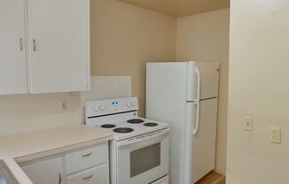 2 beds, 1 bath, $845