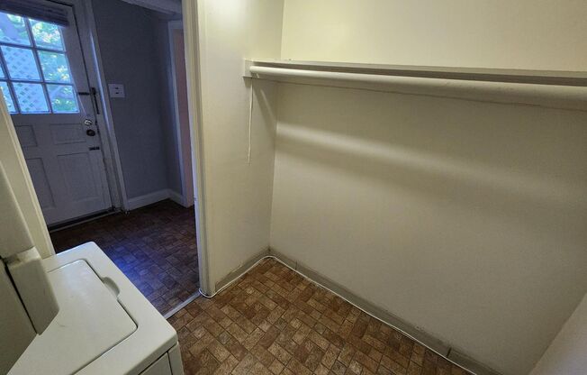 1 bed, 1 bath, 663 sqft, $1,500, Unit D-K1