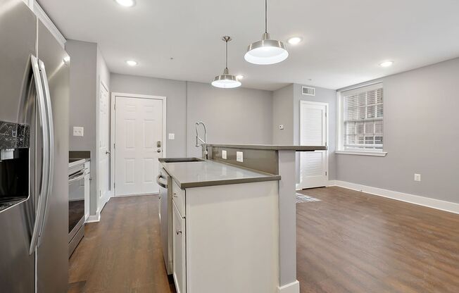 19 East Fayette