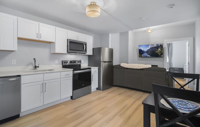104 Harvard Pl