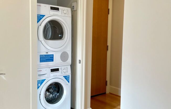 1 bed, 1 bath, $2,750, Unit 825