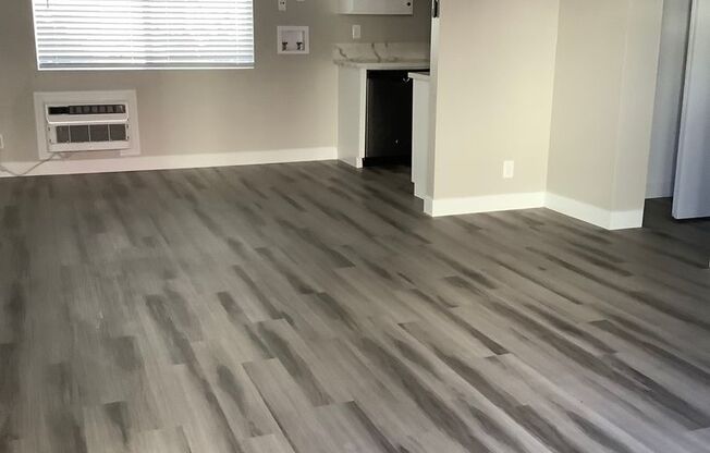2 beds, 2 baths, 900 sqft, $3,750, Unit 18