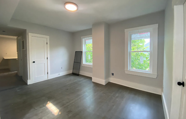 2 4 COTTAGE ST