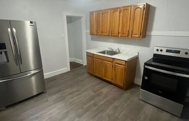 230 Fort Pleasant Ave / 62 Warner Street