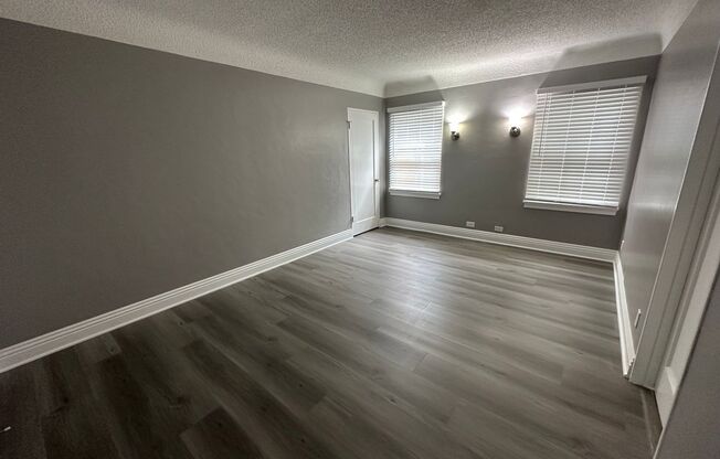 2 beds, 1 bath, $2,045