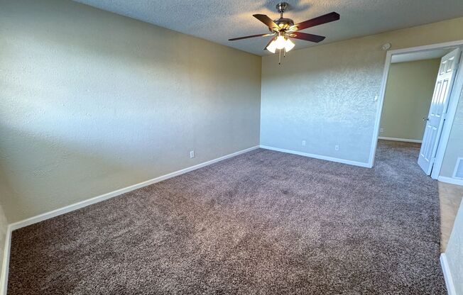 1 bed, 1 bath, $895, Unit Apt. 10