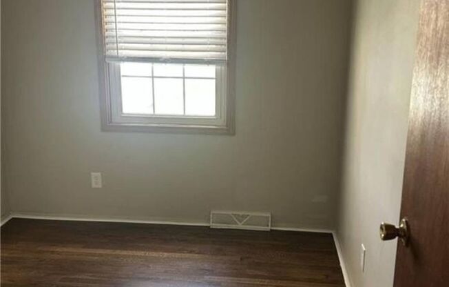 NEW Lower Rate! Beautiful 4 Bedroom Home with extension work garage/work space
