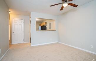 2 beds, 1 bath, 885 sqft, $1,199
