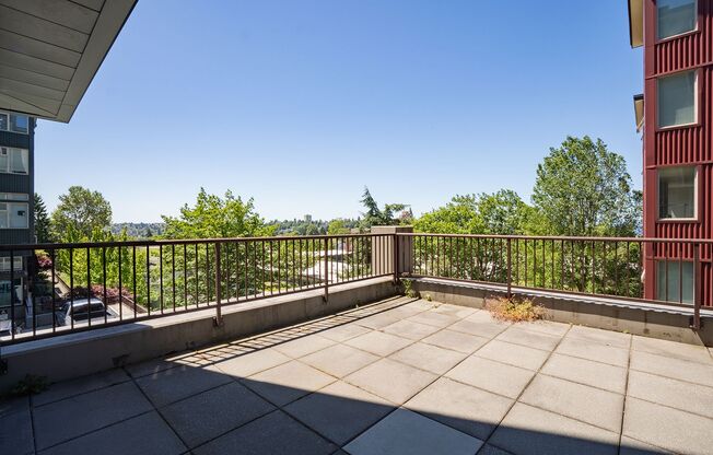 2 beds, 2 baths, 1,050 sqft, $2,800, Unit C307