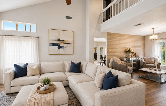 Charming 3-Bedroom, 2.5-Bathroom Home in East Lake Chula Vista!