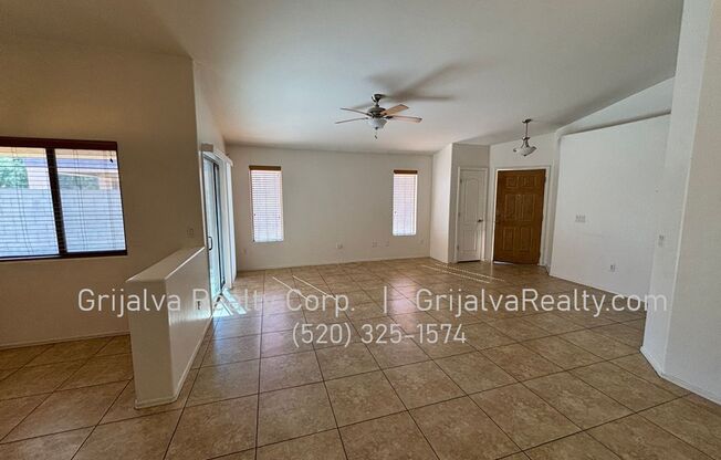 Beautiful 3 BR House in Gated Community ** MOVE-IN SPECIAL ** (I-10/Wilmot)