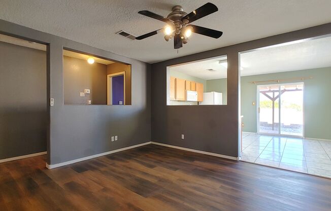 Cozy 3 Bedroom 2 Bathroom Home In The NW!