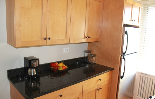 Studio, 1 bath, 487 sqft, $2,100, Unit 212