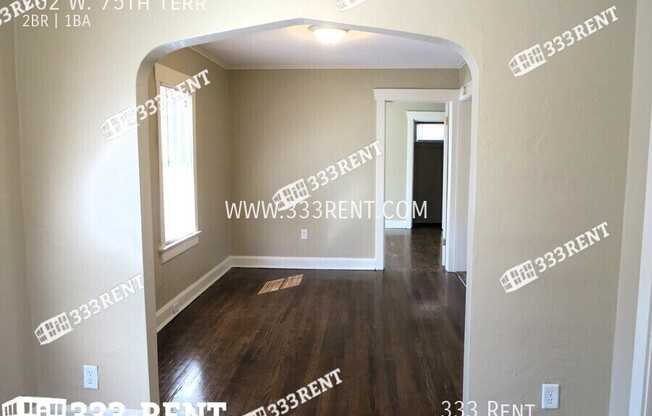 702 W 75 TERRACE