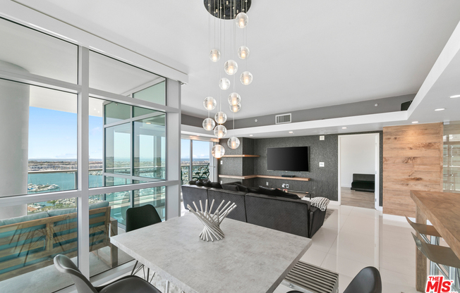 2 beds, 2.5 baths, 1,878 sqft, $11,990, Unit 1701