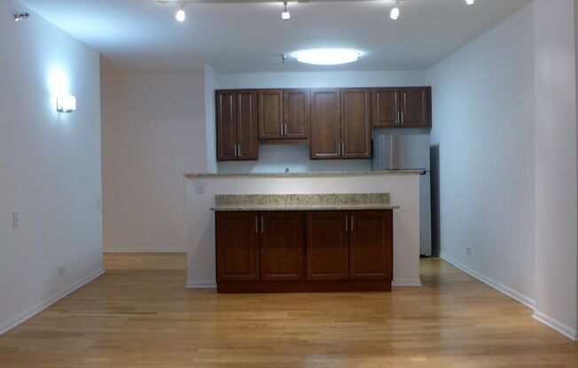 2 beds, 2 baths, 1,250 sqft, $2,695, Unit 03D
