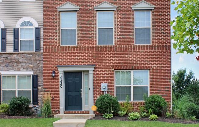 Coming Soon! Stately 3-Level End Unit Townhome w/3 Bedrooms/3 Baths, Gourmet Kitchen, Hardwood Floors, 2-Car Garage, Deck in Chadds Ford Landing