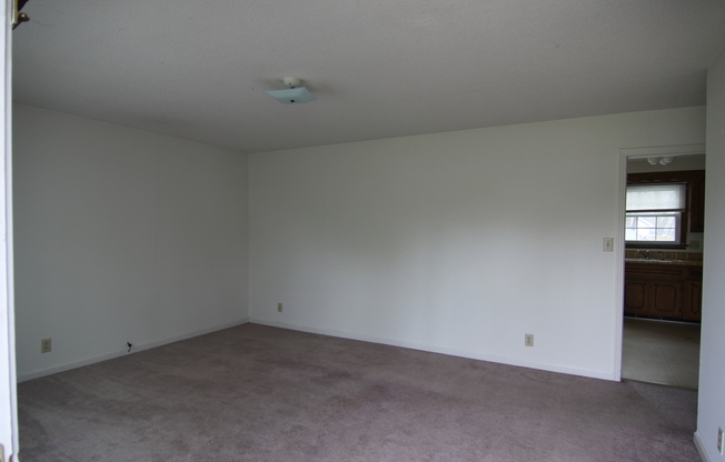 4 Bedroom Pet Friendly Home For Rent Near Post!