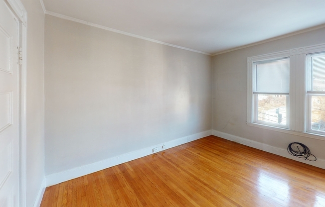 35 HEWINS ST