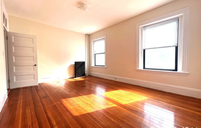 5 Glen Rd.