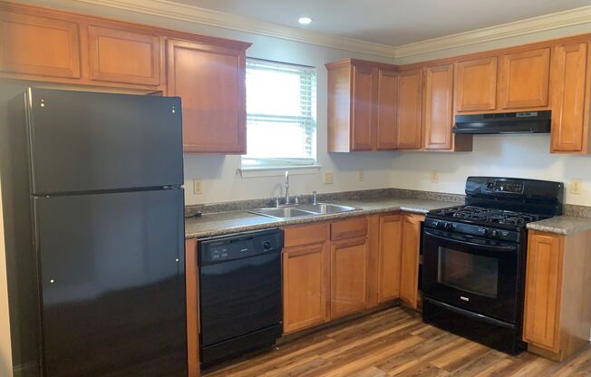 3 beds, 2 baths, $2,495, Unit 6054 Fleur De Lis