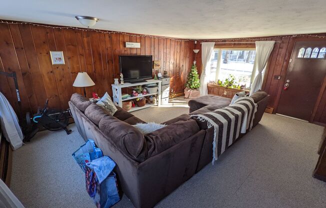 House for Rent - Sixteen Acres