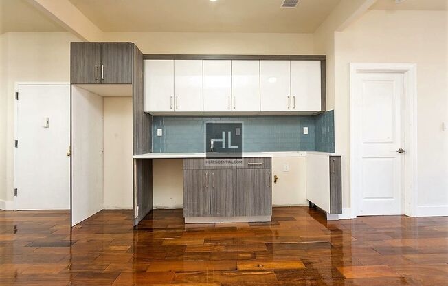 1860 PROSPECT PL