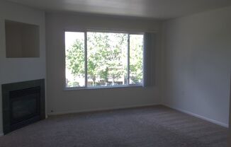 2 beds, 2 baths, $1,450, Unit # D 5