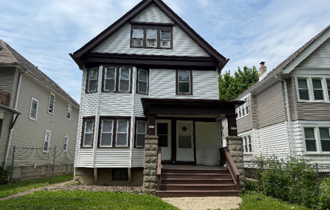 2757 2759 N 36 ST