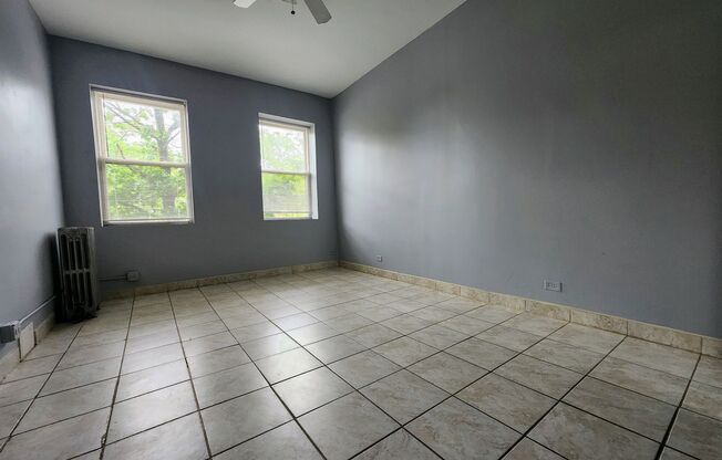 Nice studio facing east in Lincoln Square