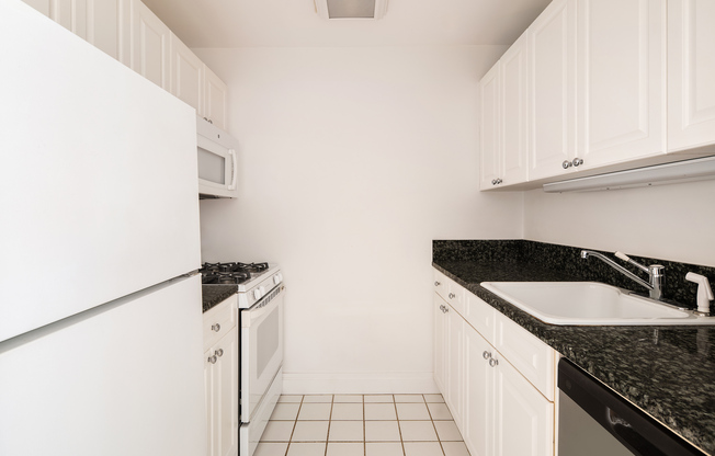404 E 76th Street