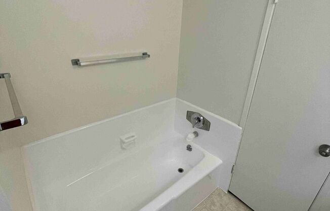 1 bed, 1 bath, 900 sqft, $1,995, Unit 2