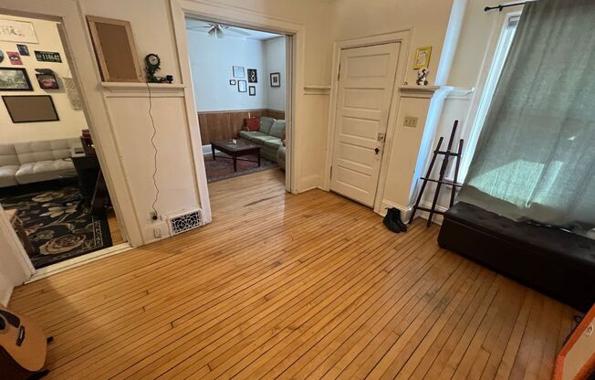2841-41B N. Booth St.