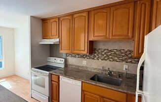 800 N Delaware Street - Woodlake Condos