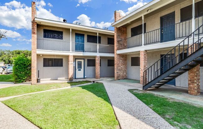 Congress Gardens Apartment Homes