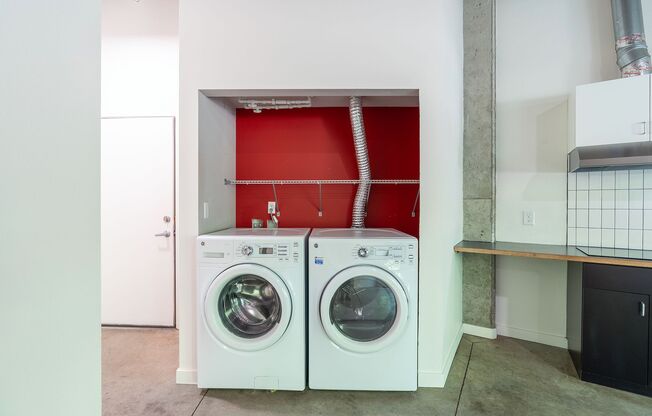 1 bed, 1 bath, 658 sqft, $1,899