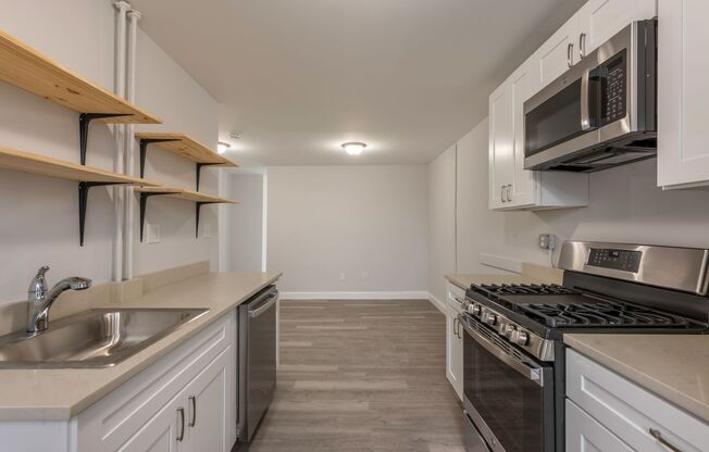 1 bed, 1 bath, $2,200, Unit 208 Main Street #44