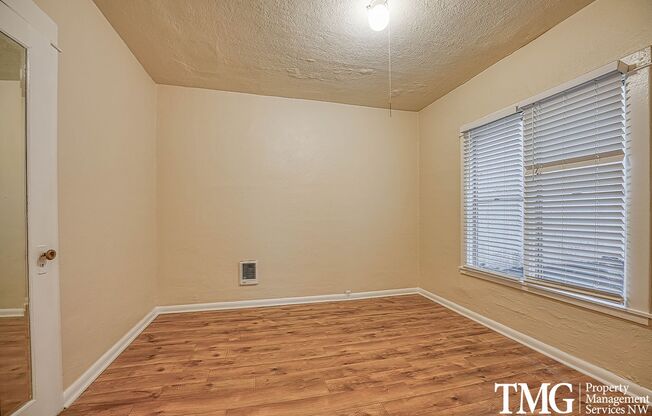 1 bed, 1 bath, 450 sqft, $1,225, Unit 4