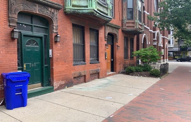 590 Columbus Ave
