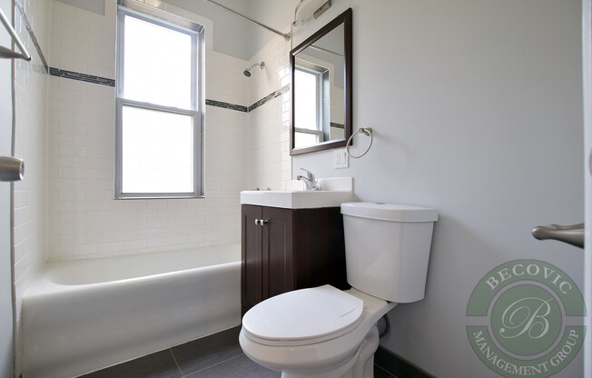 2 beds, 1 bath, 700 sqft, $2,200, Unit 103