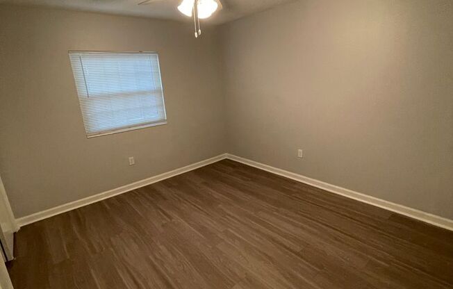 2 beds, 1 bath, 720 sqft, $1,250, Unit Unit C