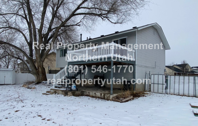 3 beds, 2 baths, $2,000