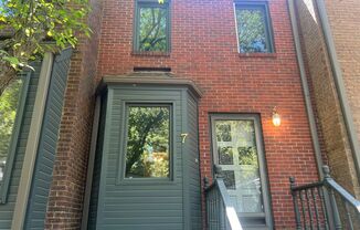 MOVE IN SPECIAL: 1/2 off 1st Month's rent - South Townhome with Washer & Dryer, Garage