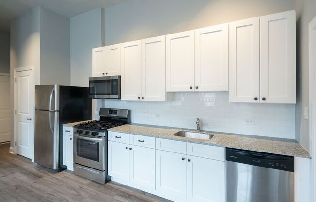 635 W. Girard Avenue