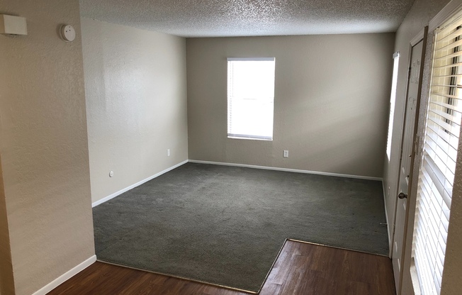 Charming 1-Bedroom Apartment in Fort Worth – 700 Sq. Ft.