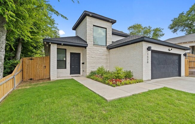 1530 PADGITT AVE