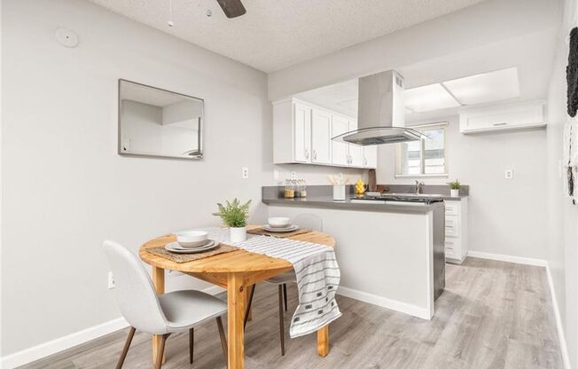 Clean & updated 2 bed/2 bath condo available for lease. Student-friendly & walking distance to UCR