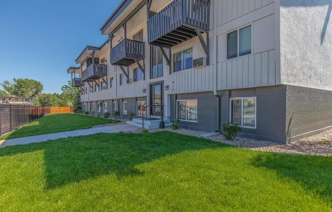 Apartments in Colorado Springs for Rent | The Monroe | Home